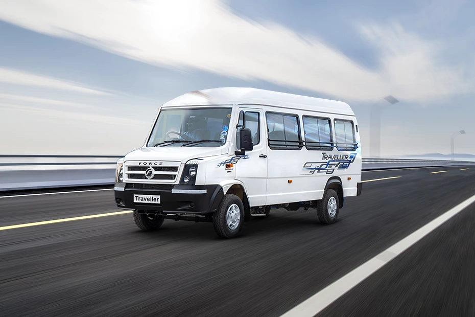 10 Seater Tempo